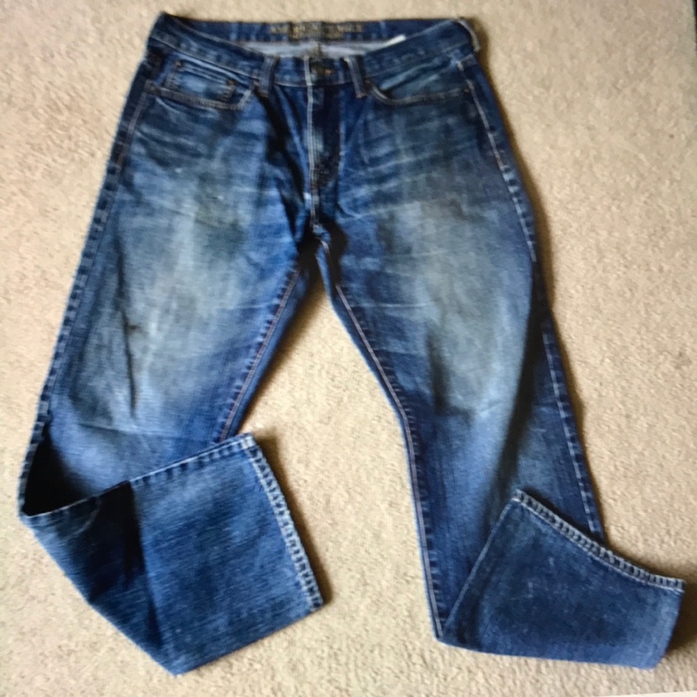 American Eagle original straight jeans size 32 [0114]